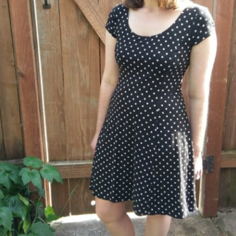 2 Uniqlo bra t shirt hidden bra dresses, seamless